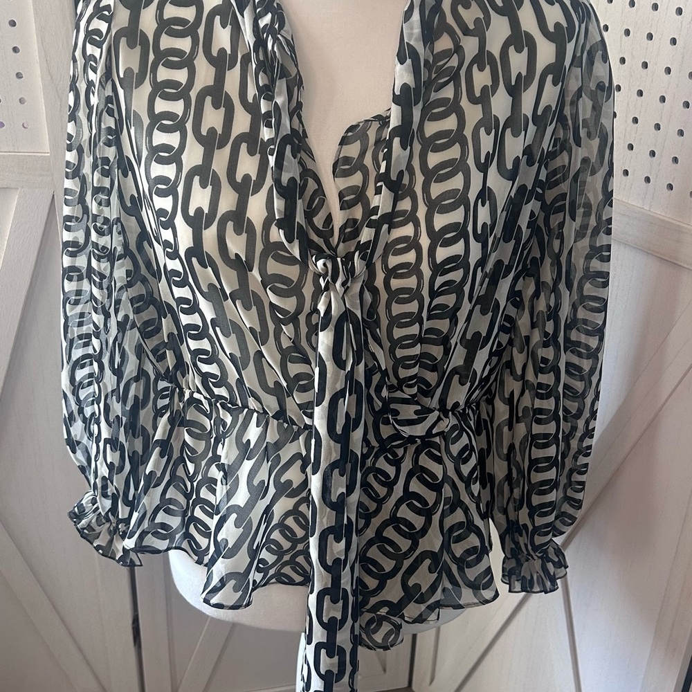 Zara Black and White Patterned Blouse